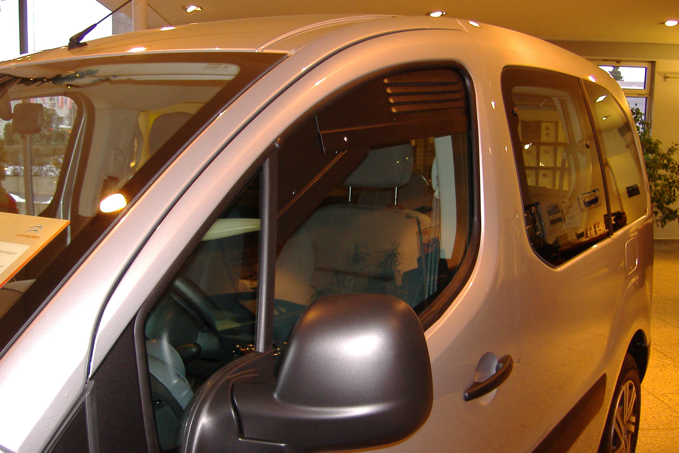 Lüftungsgitter Citroen Berlingo II Fahrerhaus ab 2008