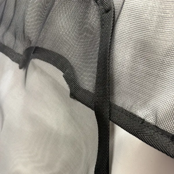 Detailaufnahme Insektenschutzgitter/Reißverschluss